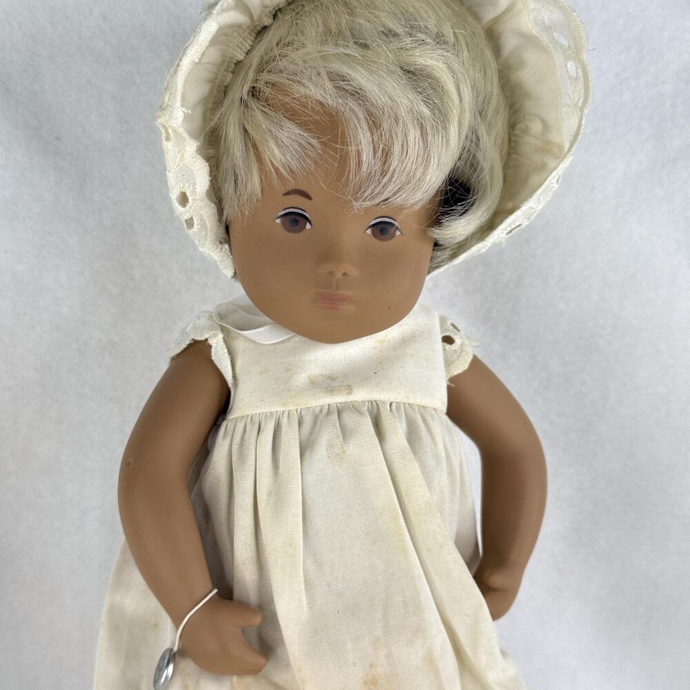 Vintage Sasha Doll Blonde Hair Brown Eyes White Dress Bonnet England Tag